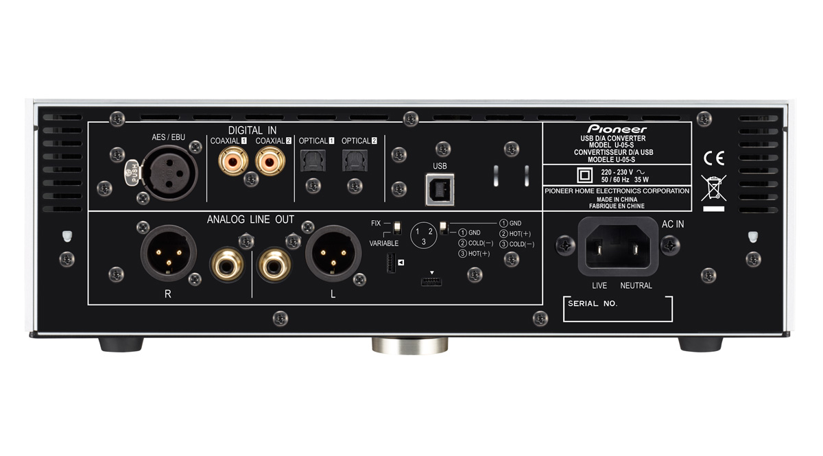 Pioneer U-05: convertidor D/A y amplificador de auriculares en uno