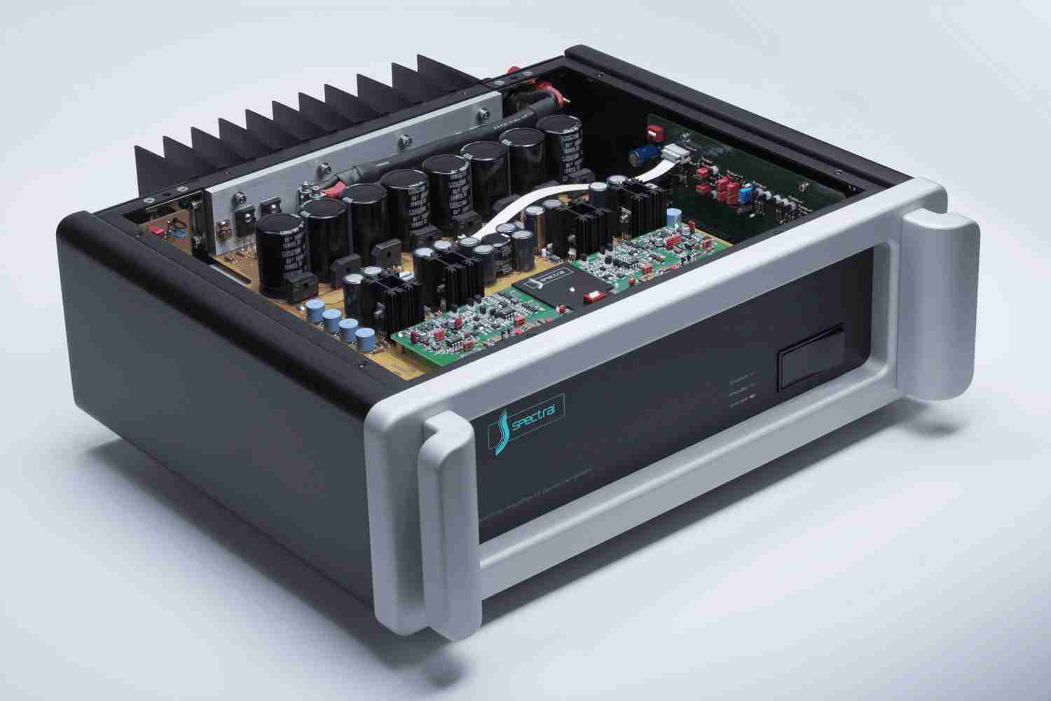 Spectral DMA-280 Stereo Reference Amplifier: precisión instantánea en la amplificación