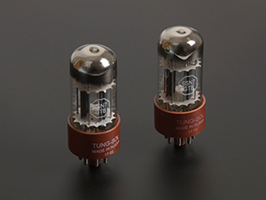 Stax SRM-700T: el amplificador de auriculares híbrido con 6SN7 y FET