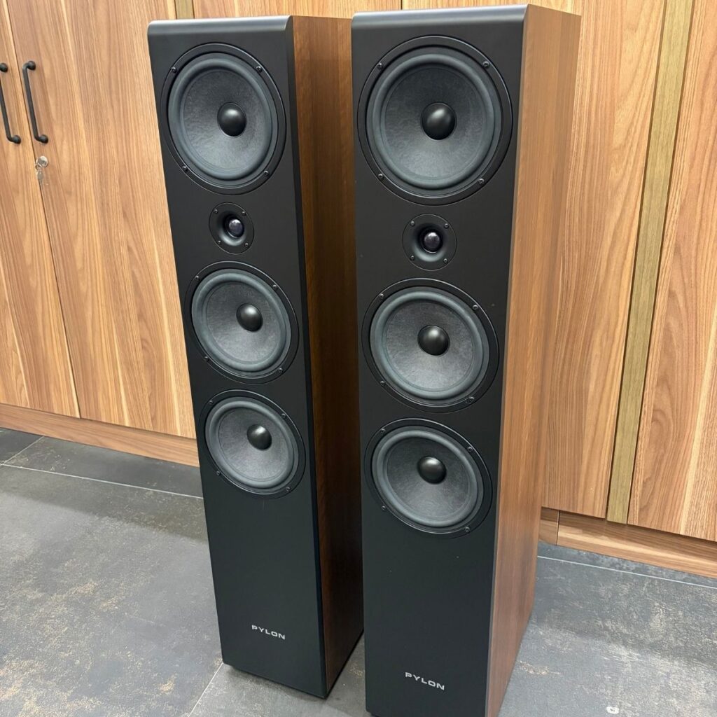 PYLON AUDIO OPAL 30 EX-DEMO