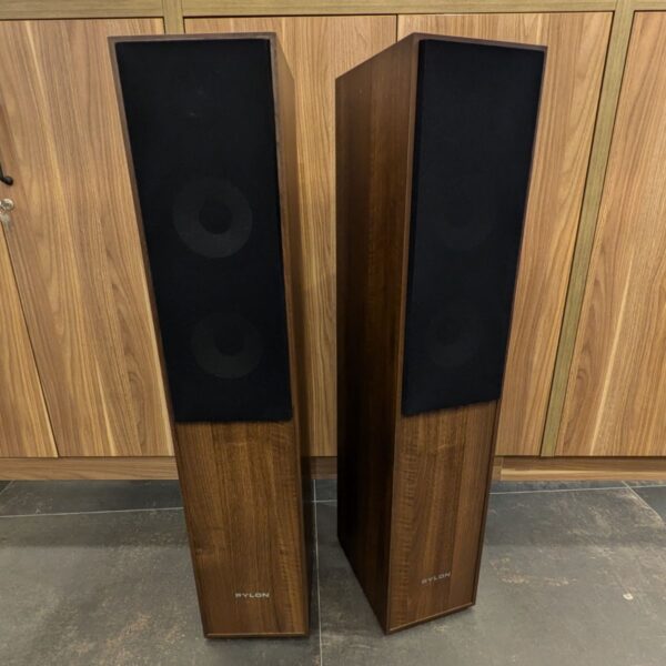 PYLON AUDIO PEARL 25 (2MANO)