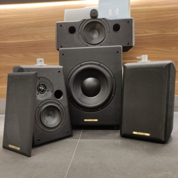SONUS FABER SOLO + WALL + GRAVIS