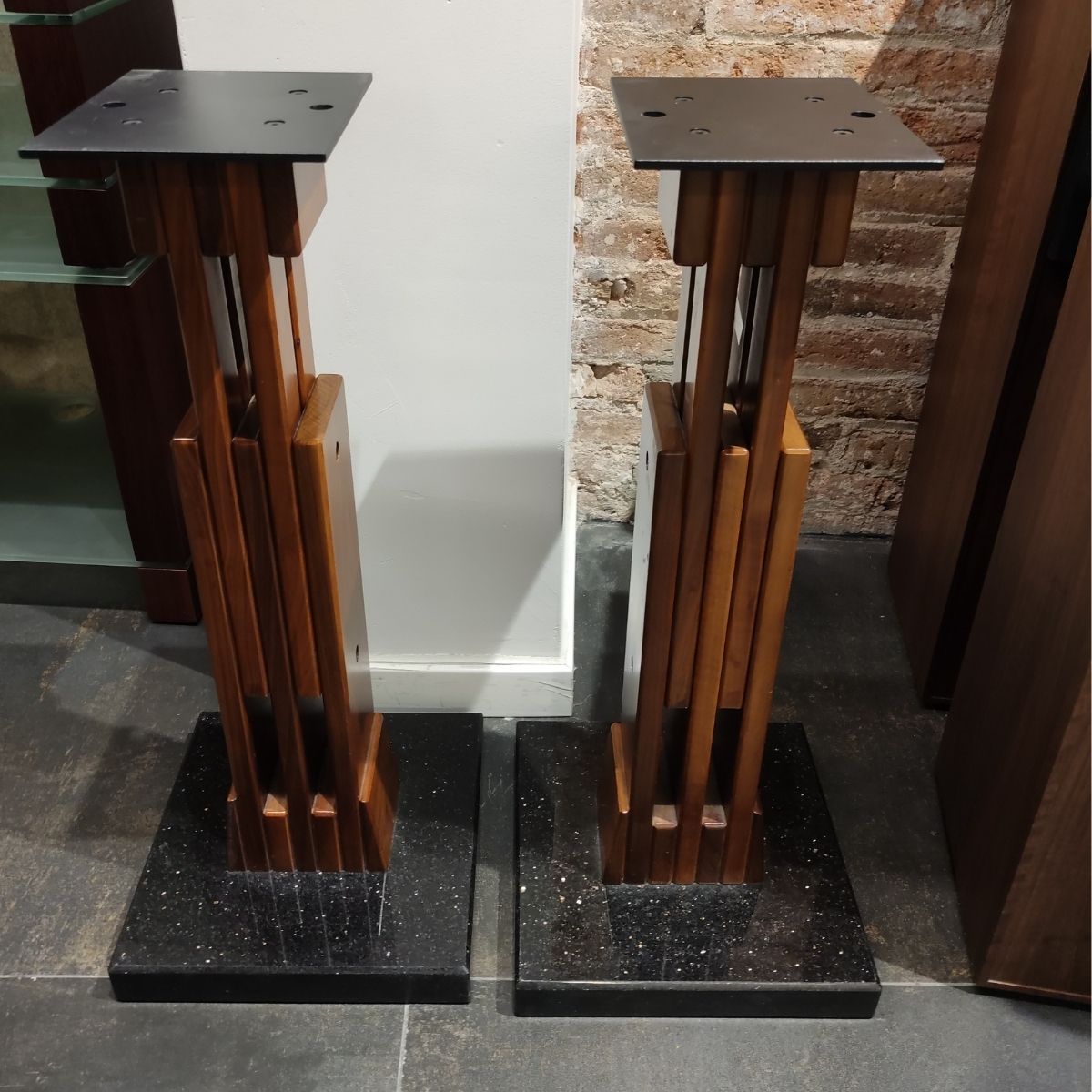 SONUS FABER STANDS