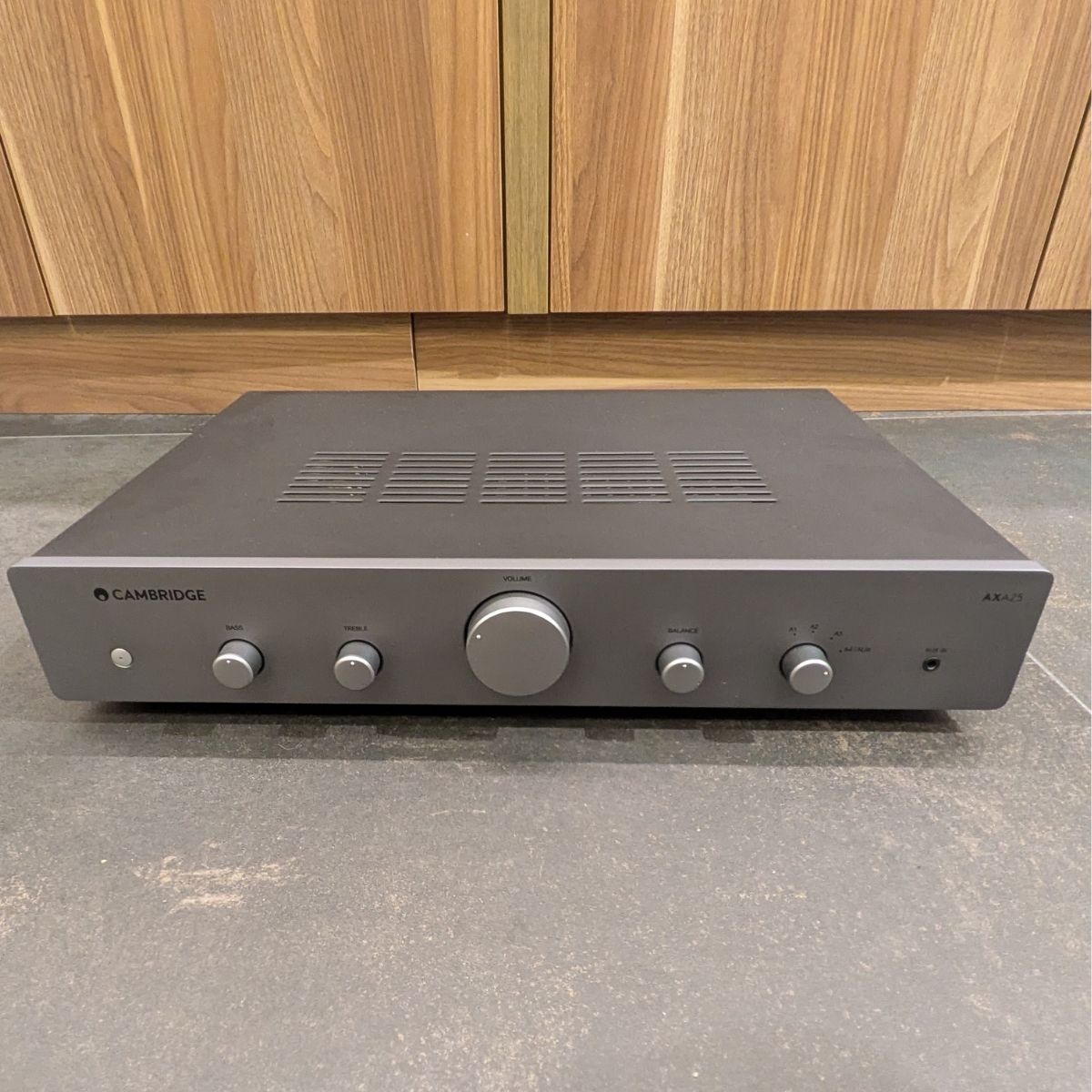 CAMBRIDGE AUDIO AXA25 EX-DEMO