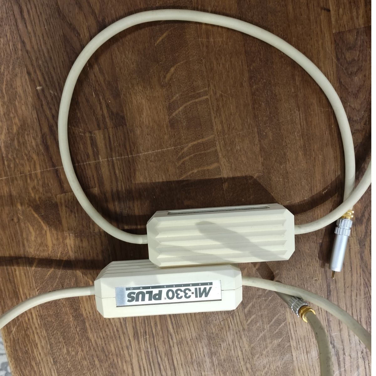MIT MI 330 PLUS RCA 1m SEGUNDA MANO - Imagen 2