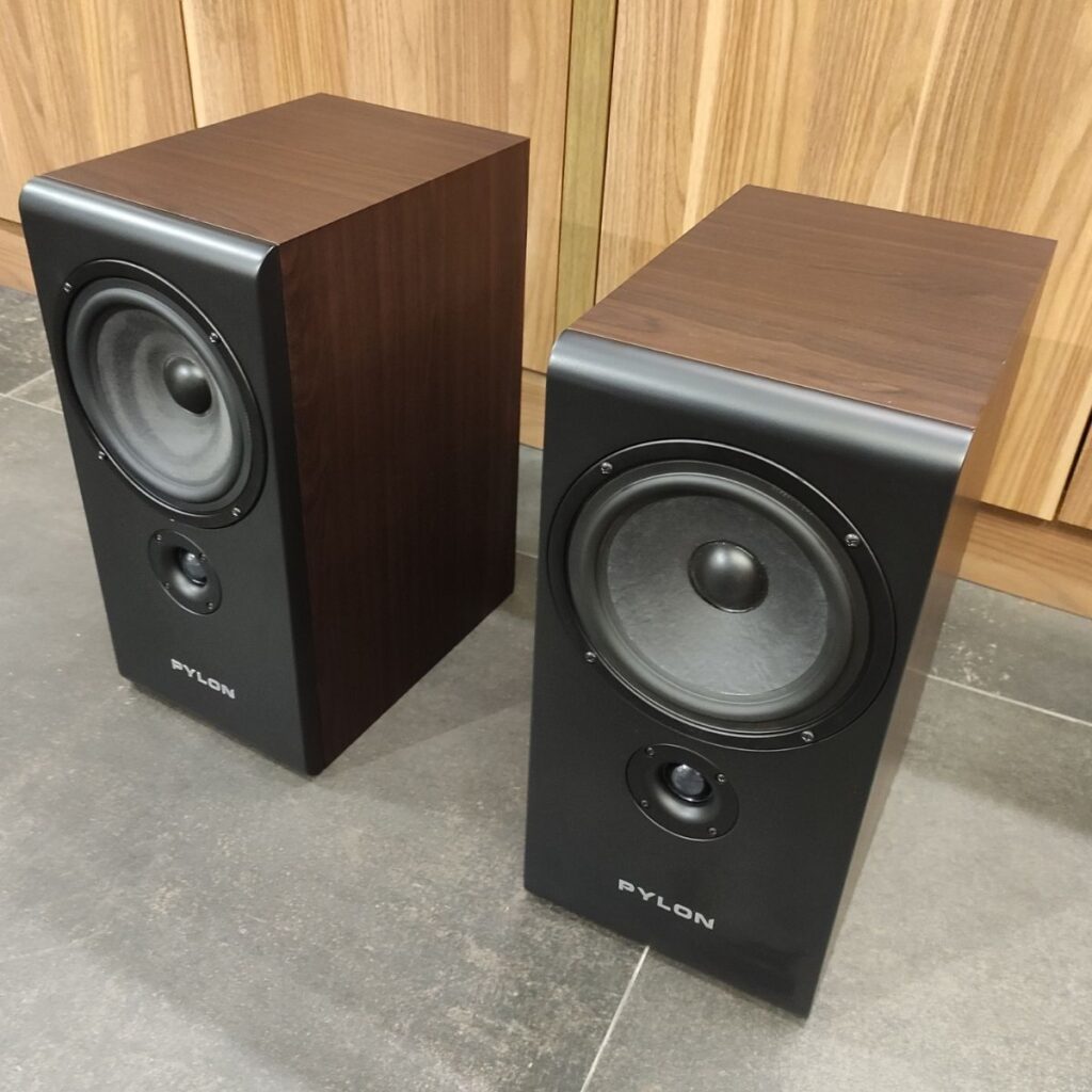 PYLON OPAL MONITOR WENGE EX-DEMO