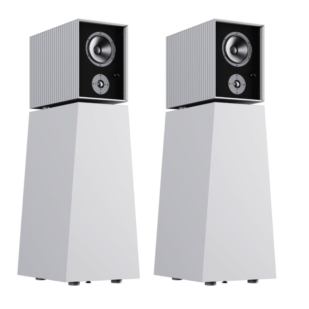 GOLDMUND RHEA ACTIVE SPEAKERS