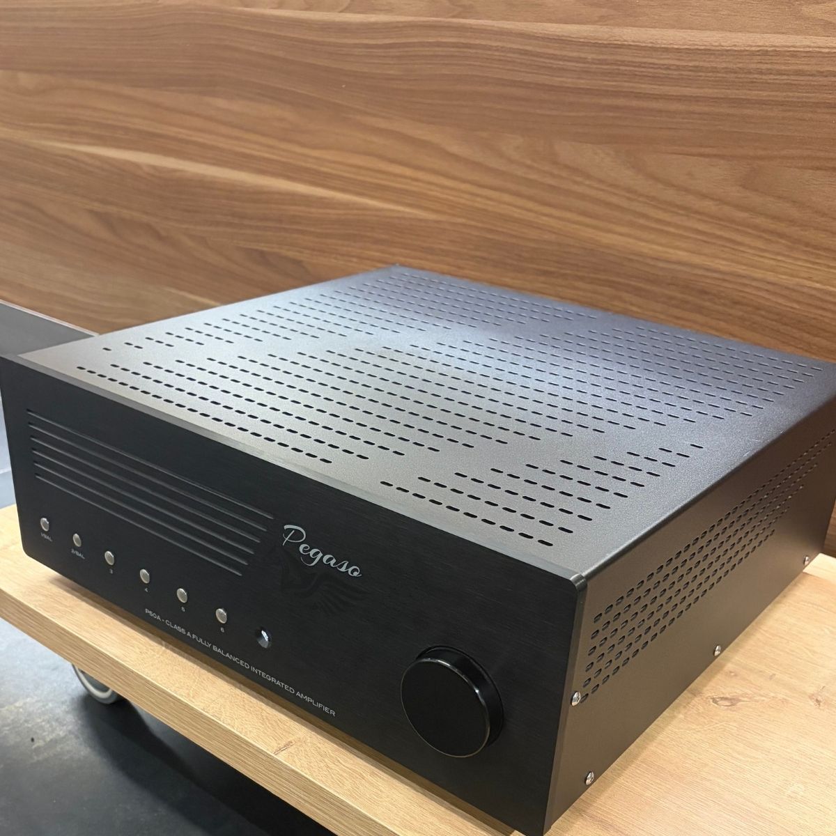 PEGASO AUDIO P50A SEGUNDA MANO - Imagen 3
