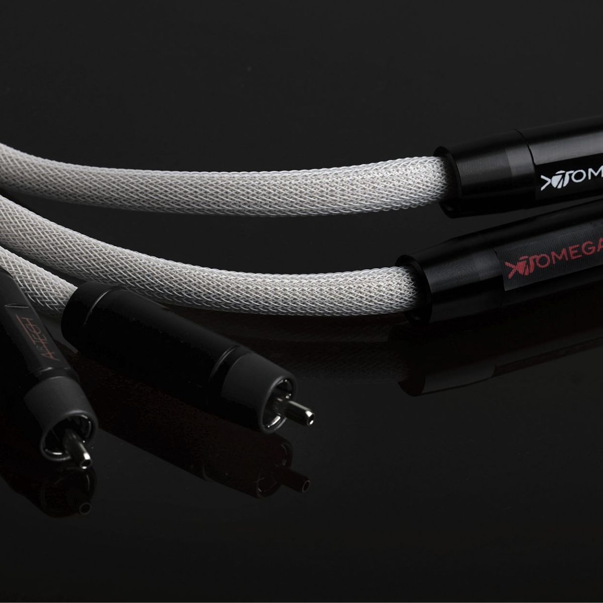 AIRTECH OMEGA2 INTERCONNECT RCA