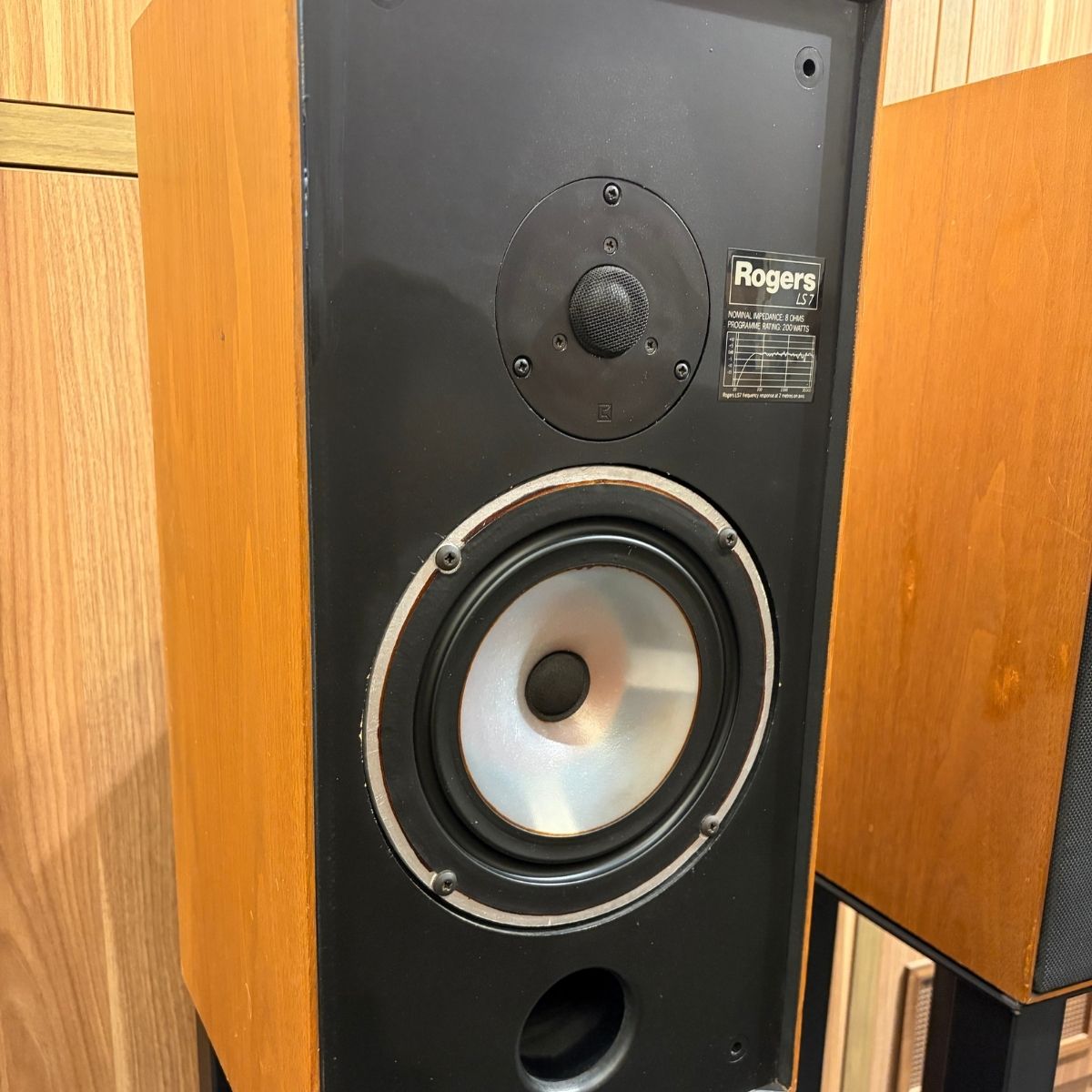 ROGERS LS7 CON STANDS SEGUNDA MANO - Imagen 3