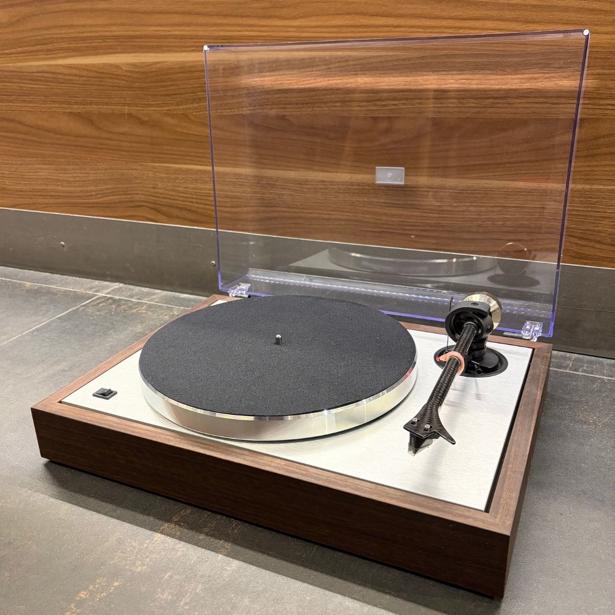 PRO-JECT THE CLASSIC DC 2M SILVER SEGUNDA MANO - Imagen 2